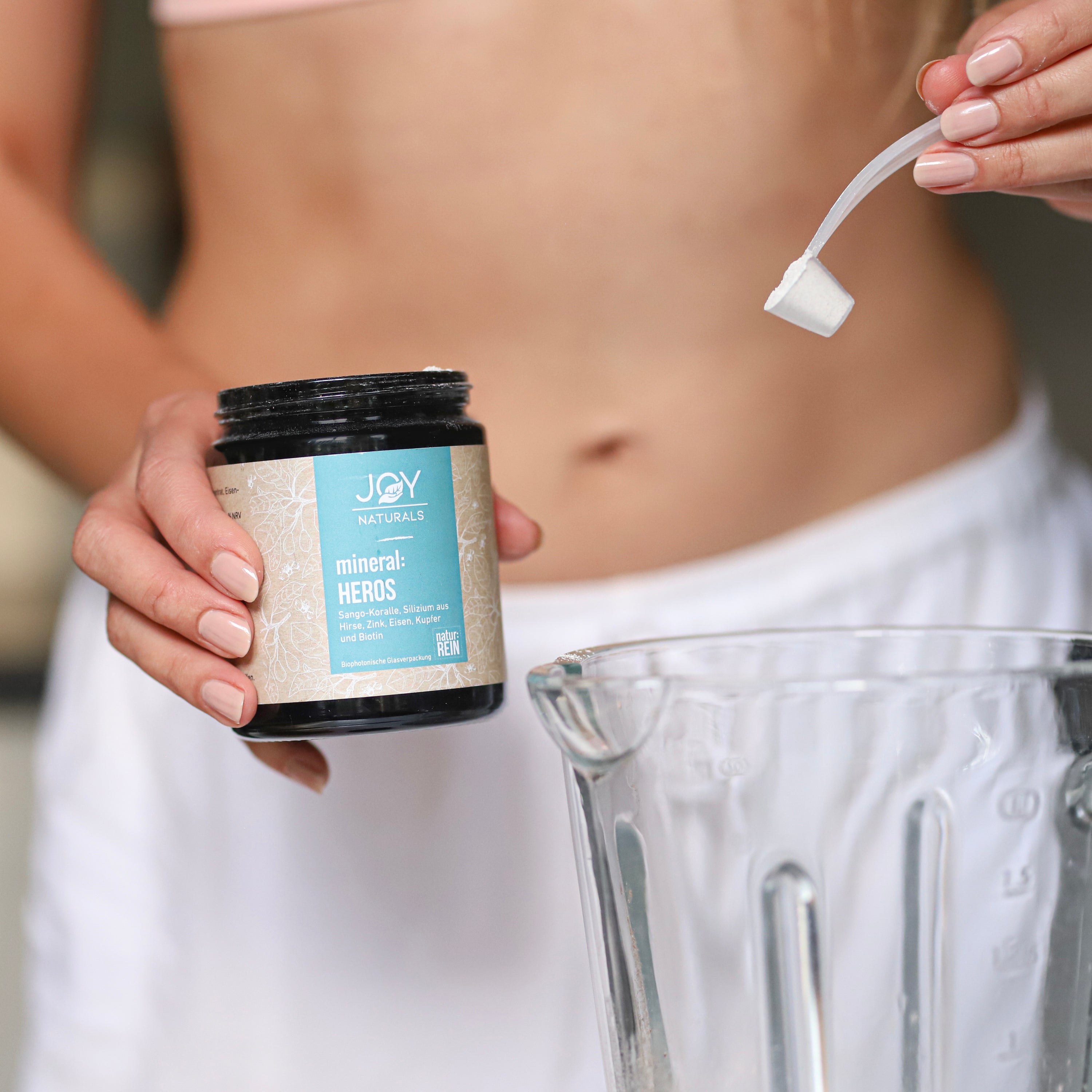 mineral:HEROS aus Sango Korallen-Calcium, Vitamin C, Silizium, Zink, Kupfer, Selen, Biotin & Vitamin B6 - das Komplettpaket für deinen Körper.