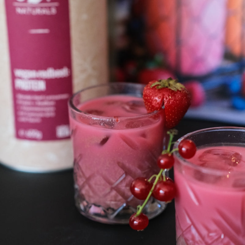 Klarheit trifft Energie - Energize & Fokussiere: Der natürliche Boost für deinen Alltag - redbeet:PROTEIN, no:COFFEE, algen:OMEGA3, keen:MIND